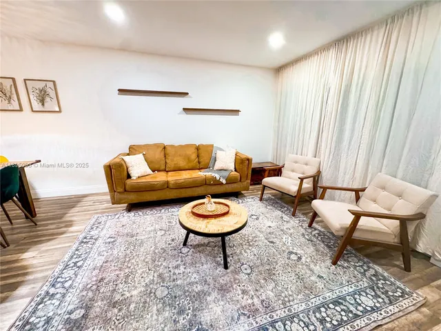 $2,450 | Central North Miami, North Miami, FL 33181