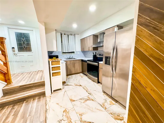 $2,450 | Central North Miami, North Miami, FL 33181