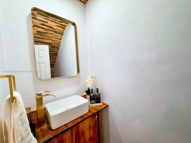 $2,450 | Central North Miami, North Miami, FL 33181