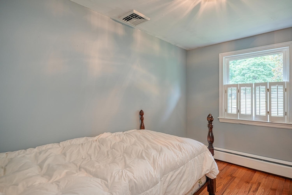 123 Bruce Road Walpole, MA 02081 - Photo 17 of 26 Gallery Image 17
