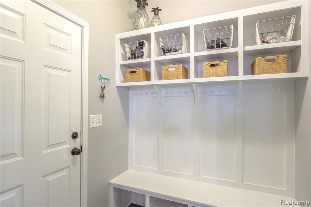 2683 Linn Road Williamston, MI 48895 - Photo 11 of 33 Gallery Image 11