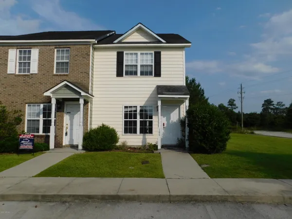 $1,195 | 100 Streamwood Drive, Jacksonville, NC 28546