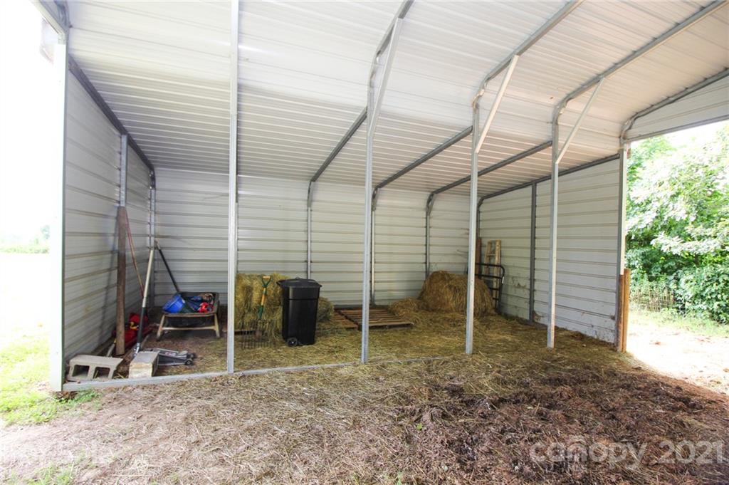 5850 Neil Road Morganton, NC 28655 - Photo 11 of 47 Gallery Image 11