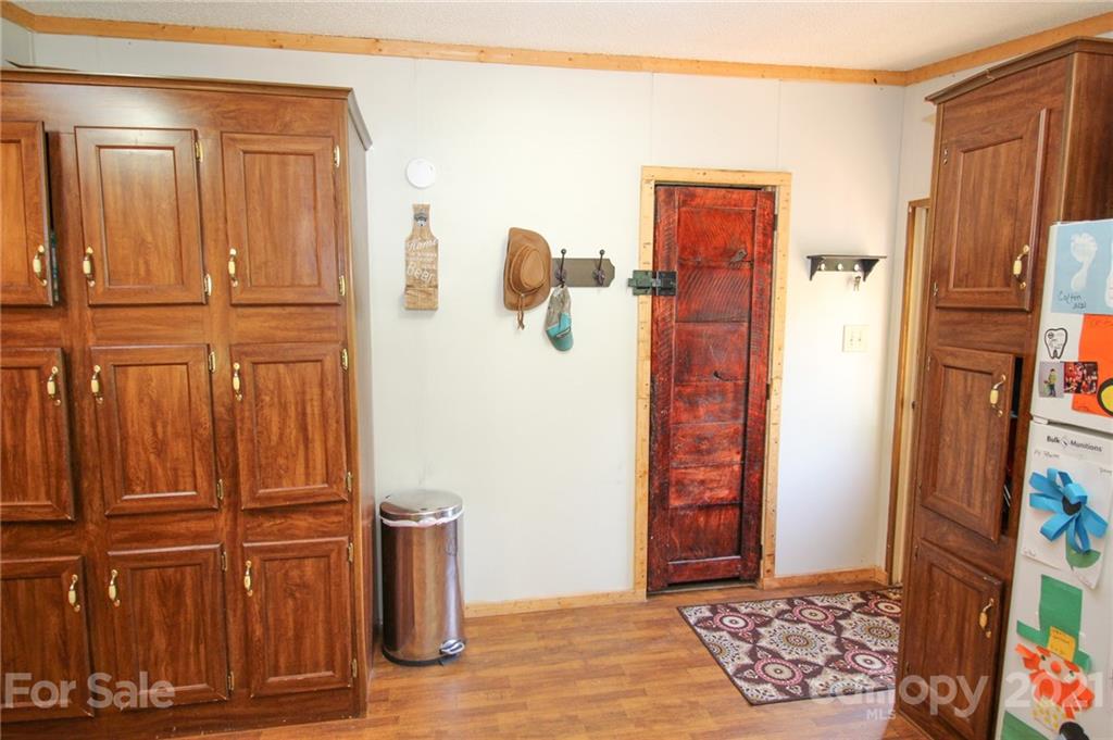 5850 Neil Road Morganton, NC 28655 - Photo 25 of 47 Gallery Image 25