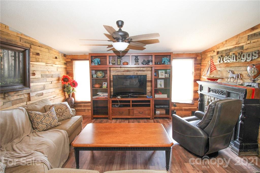5850 Neil Road Morganton, NC 28655 - Photo 30 of 47 Gallery Image 30