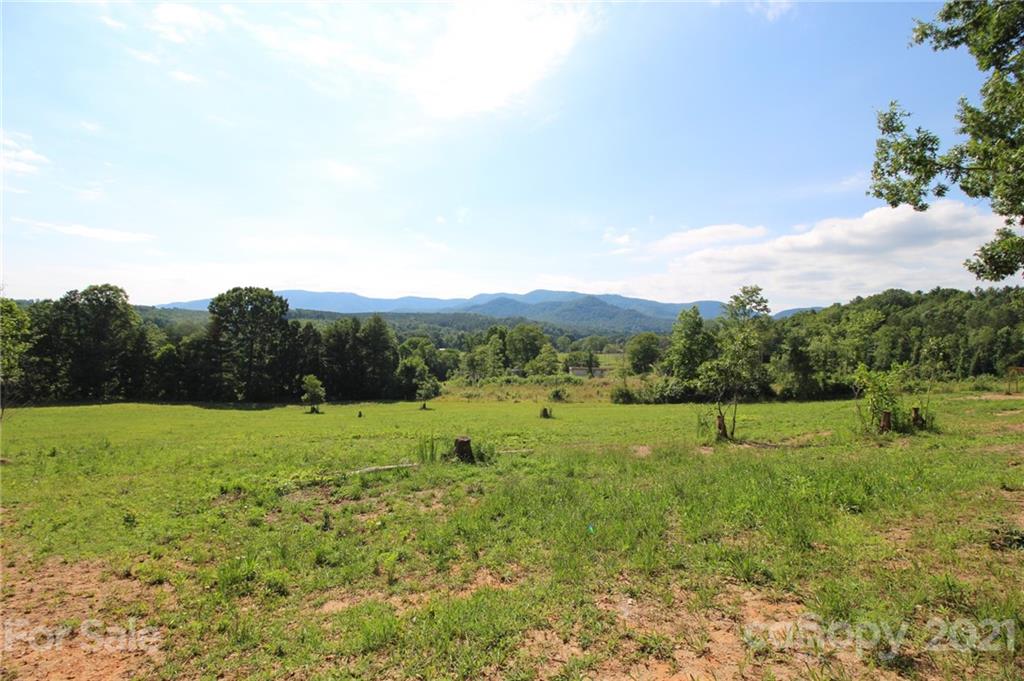 5850 Neil Road Morganton, NC 28655 - Photo 6 of 47 Gallery Image 6