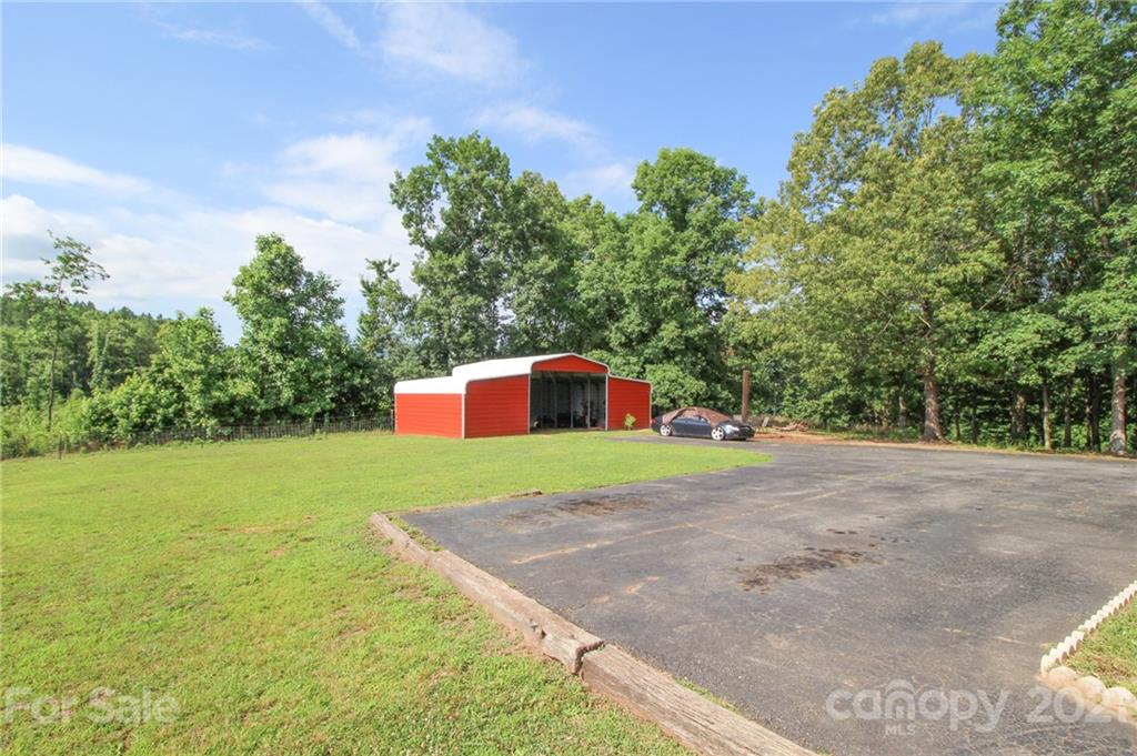 5850 Neil Road Morganton, NC 28655 - Photo 7 of 47 Gallery Image 7