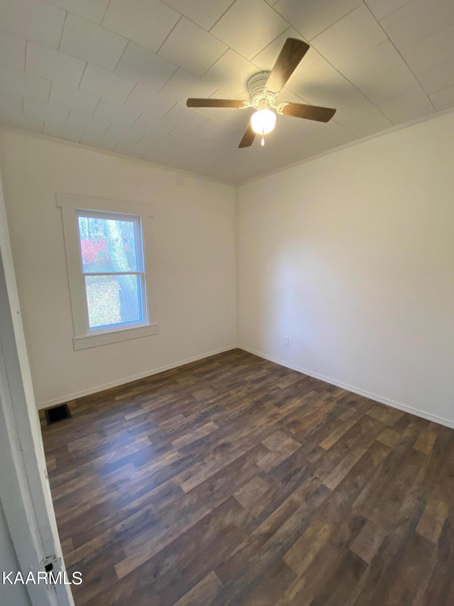 574 Litton Road Oneida, TN 37841 - Photo 21 of 29 Gallery Image 21