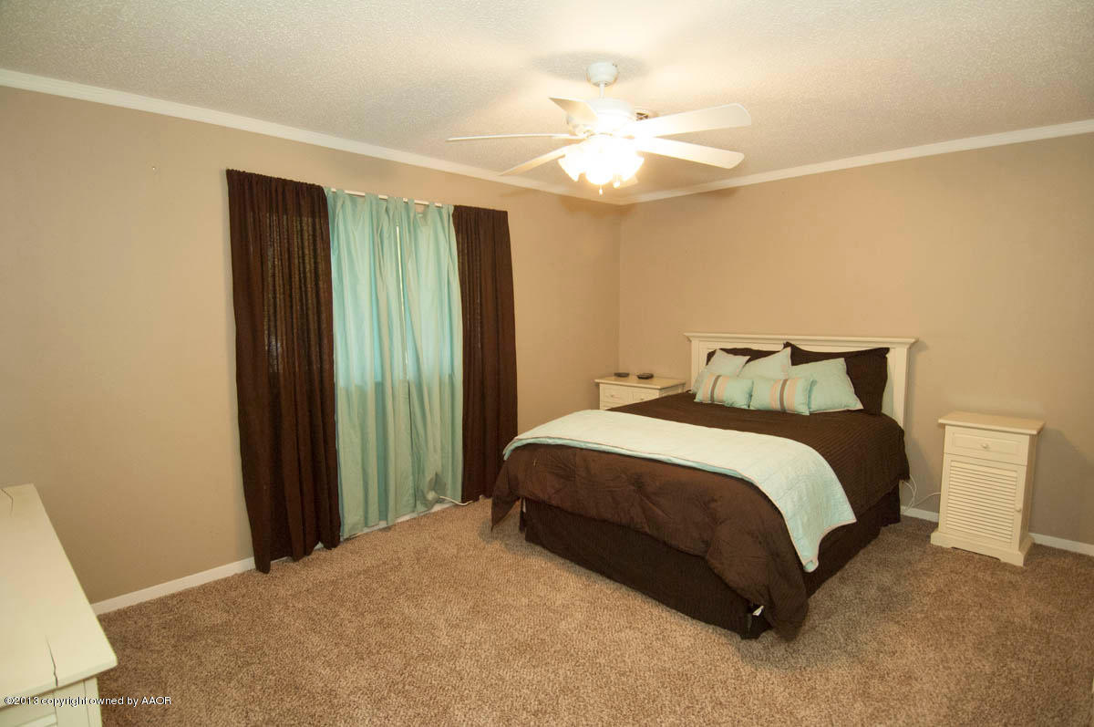3707 Kingston Road Amarillo, TX 79109 - Photo 22 of 35 BEDROOM 2 VIEW 1