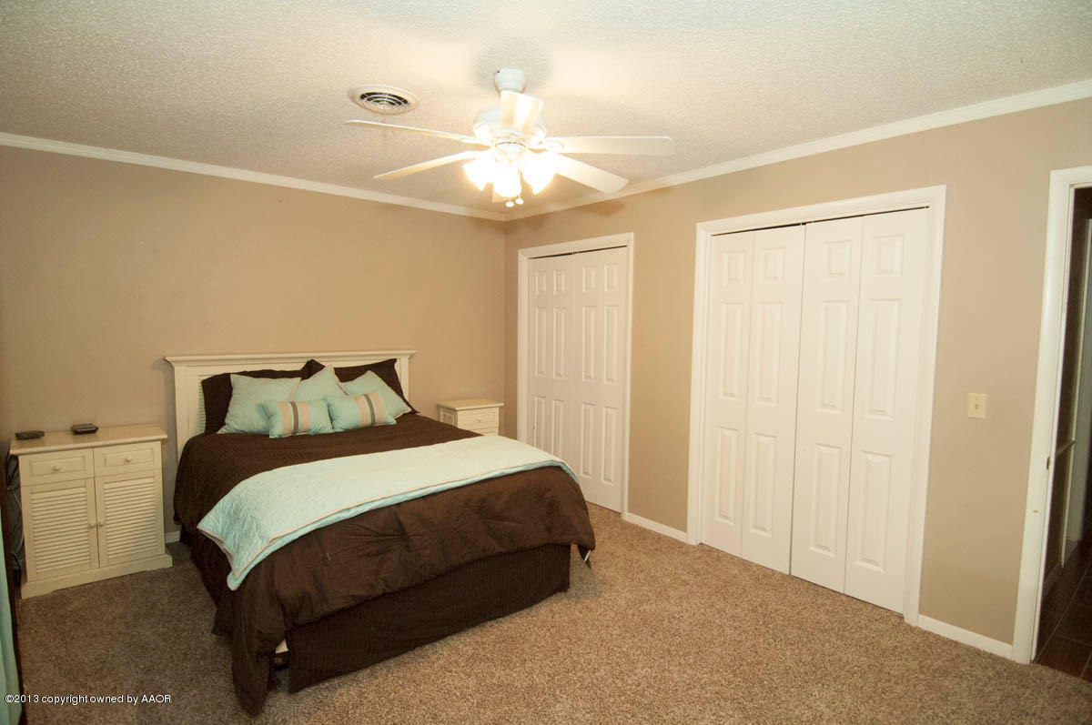 3707 Kingston Road Amarillo, TX 79109 - Photo 23 of 35 BEDROOM 2 VIEW 2