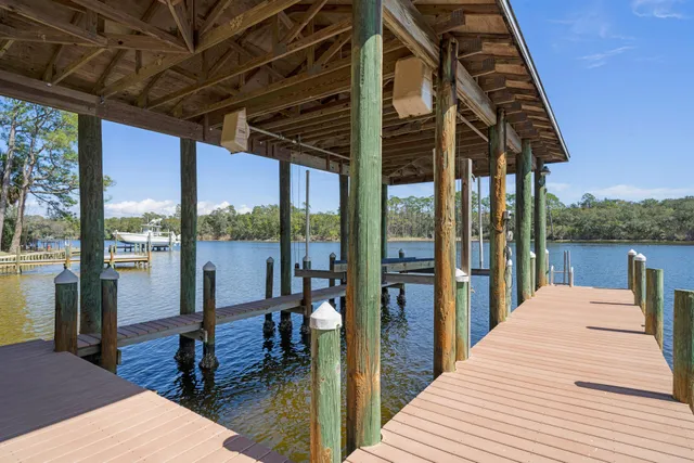$2,695,000 | 35 Poquito Road, Shalimar, FL 32579