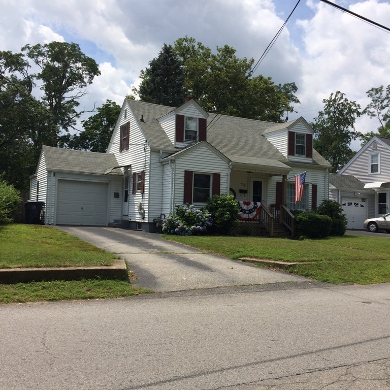 73 Sand Pond Road Warwick, RI 02888 - Photo 4 of 23