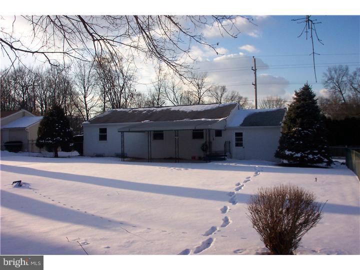 777 Valley Road Warminster, PA 18974 - Photo 11 of 11 Exterior Back