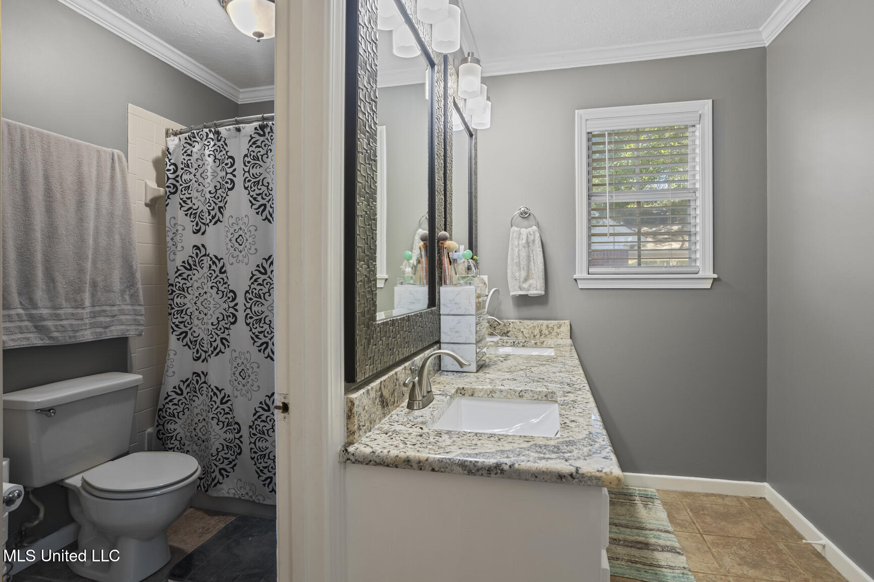 163 Azalea Circle Madison, MS 39110 - Photo 17 of 24 163 Azalea Cir-18