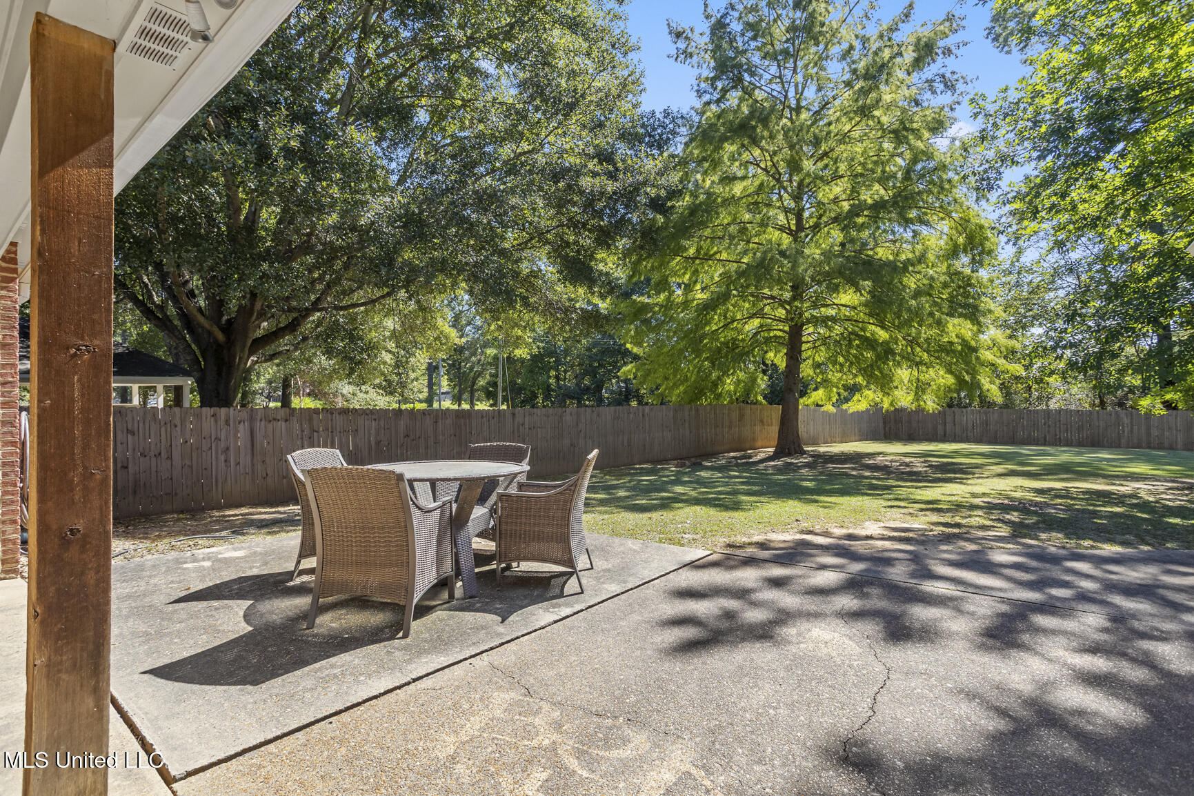 163 Azalea Circle Madison, MS 39110 - Photo 20 of 24 163 Azalea Cir-22