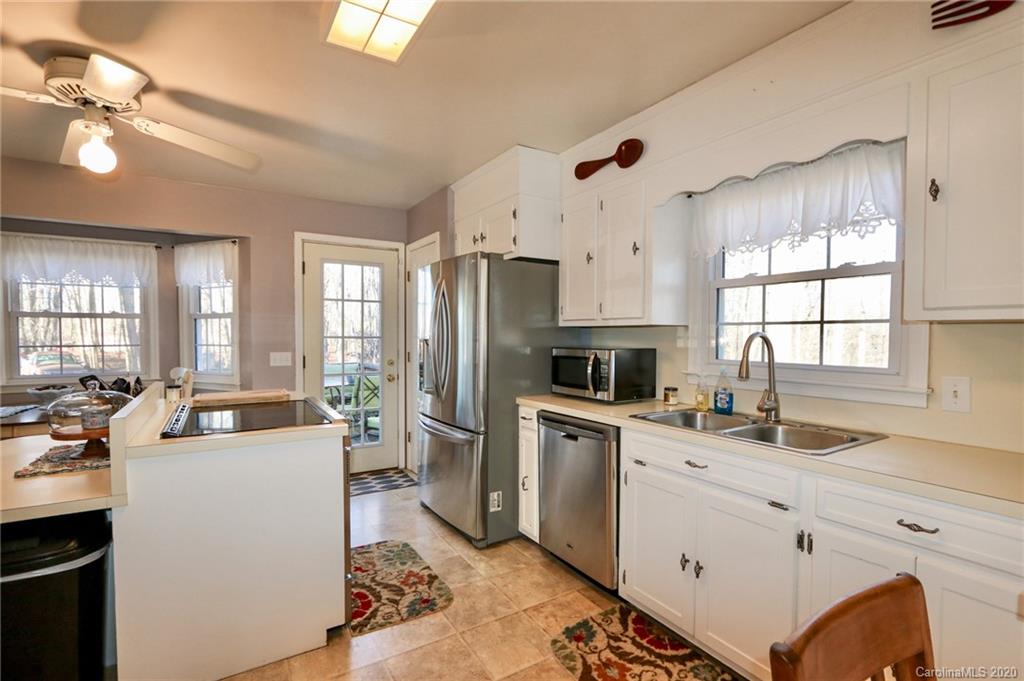 3429 Shaffner Road Jonesville, NC 28642 - Photo 32 of 41 Gallery Image 32