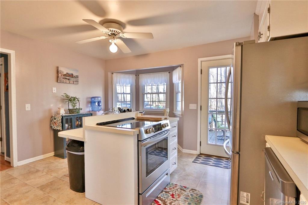 3429 Shaffner Road Jonesville, NC 28642 - Photo 5 of 41 Gallery Image 5