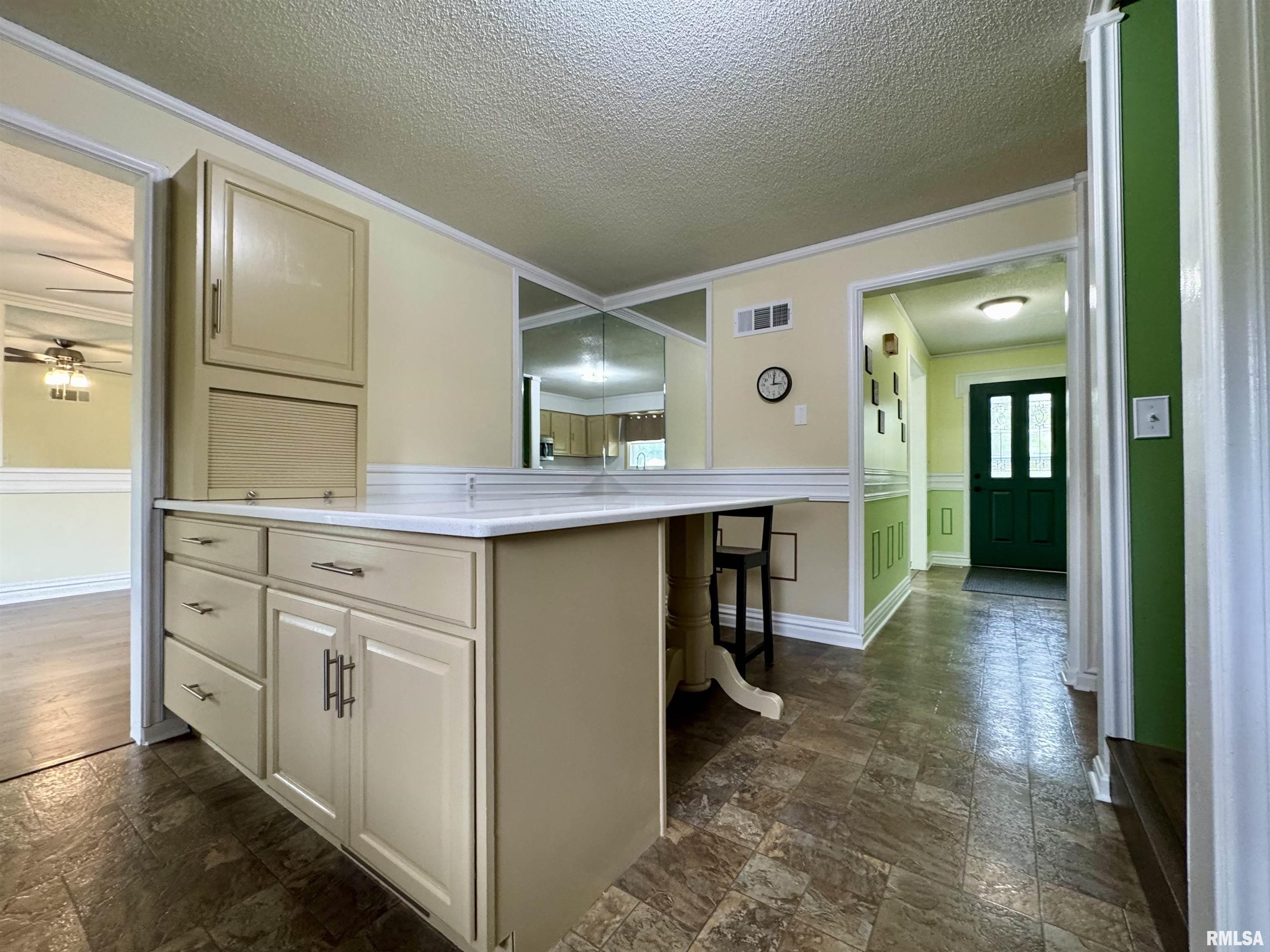 2313 Maple Avenue Macomb, IL 61455 - Photo 20 of 49