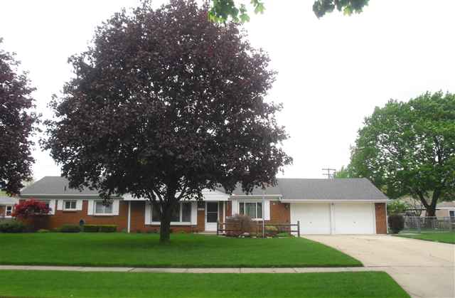 11225 Erdmann Road Sterling Heights, MI 48314 - Photo 17 of 21 31035300-16.JPG
