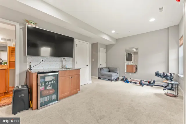 $649,000 | 8 Sienna Place, Feasterville-Trevose, PA 19053