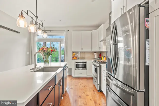 $649,000 | 8 Sienna Place, Feasterville-Trevose, PA 19053