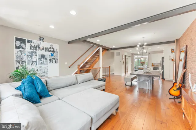 $649,000 | 8 Sienna Place, Feasterville-Trevose, PA 19053