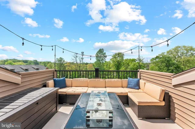 $649,000 | 8 Sienna Place, Feasterville-Trevose, PA 19053