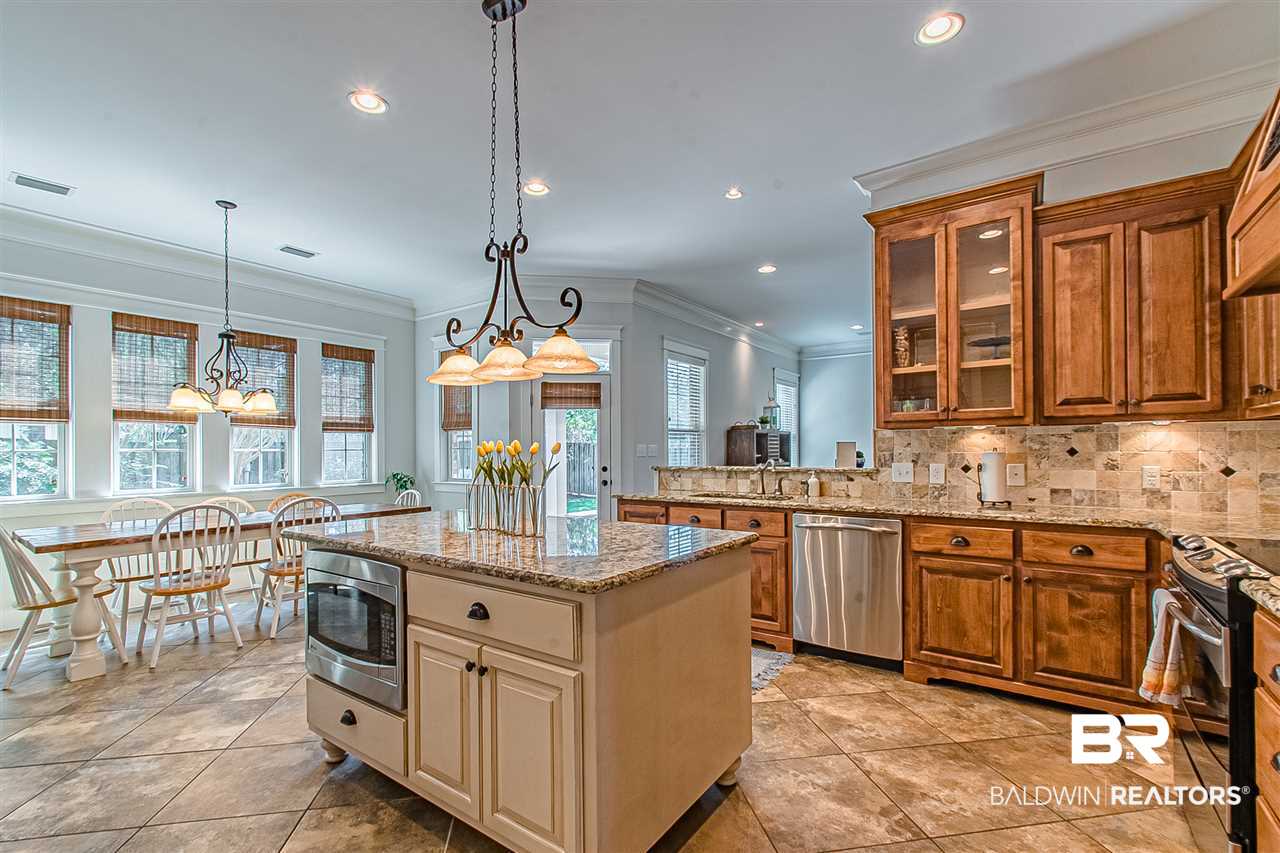 406 Rothley Avenue Fairhope, AL 36532 - Photo 12 of 39 Kitchen to Breakfast