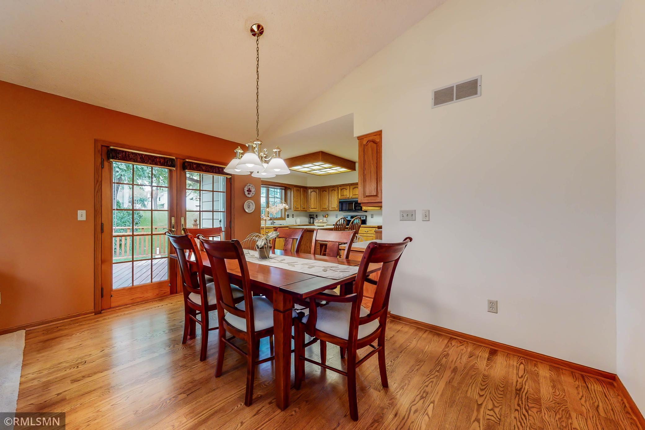 1168 Knoll Court Northwest Rochester, MN 55901 - Photo 8 of 49 Gallery Image 8