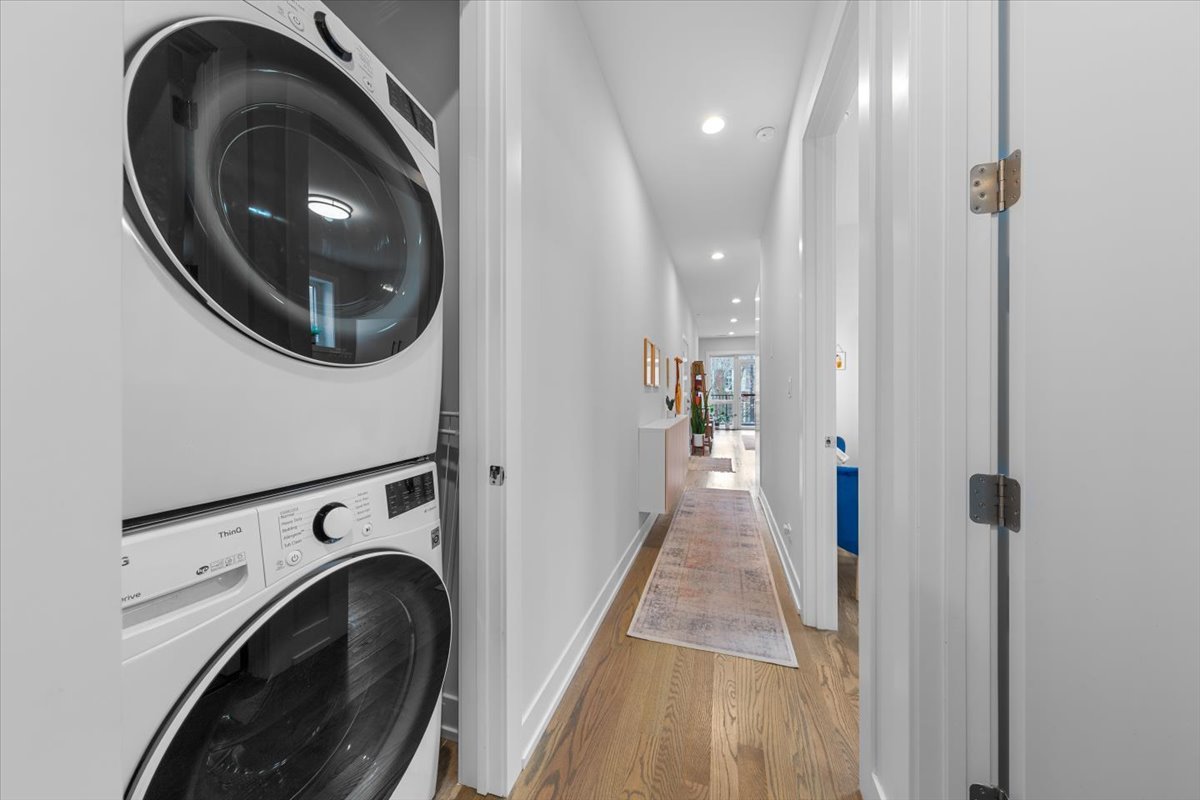 2150 West Foster Avenue, Unit 2 Chicago, IL 60625 - Photo 28 of 38