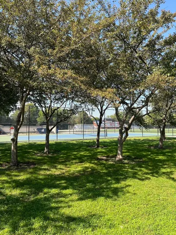 $575,000 | 2150 West Foster Avenue, Unit 2, Chicago, IL 60625