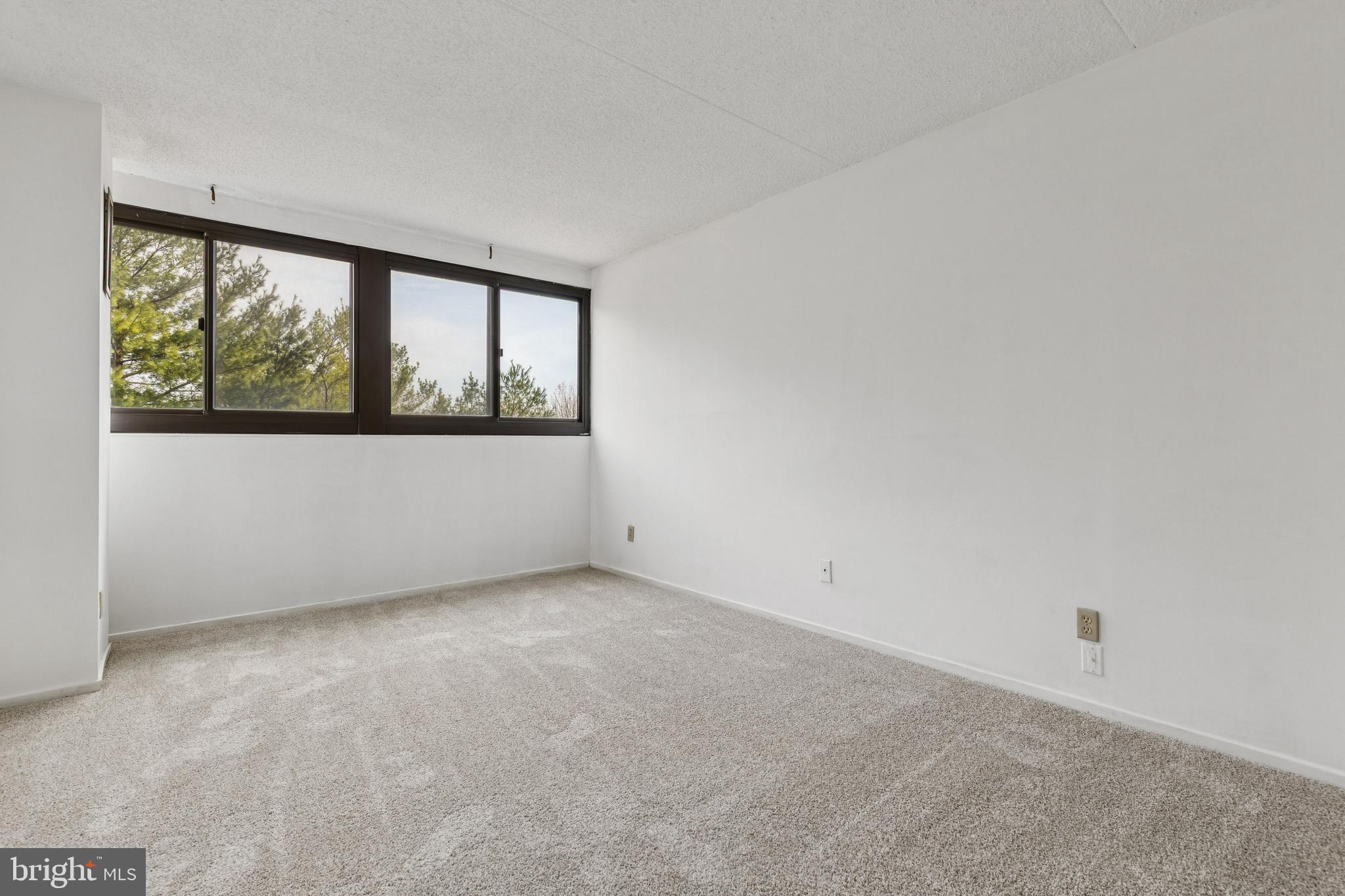 5911 Edsall Road, Unit 801 Alexandria, VA 22304 - Photo 9 of 25