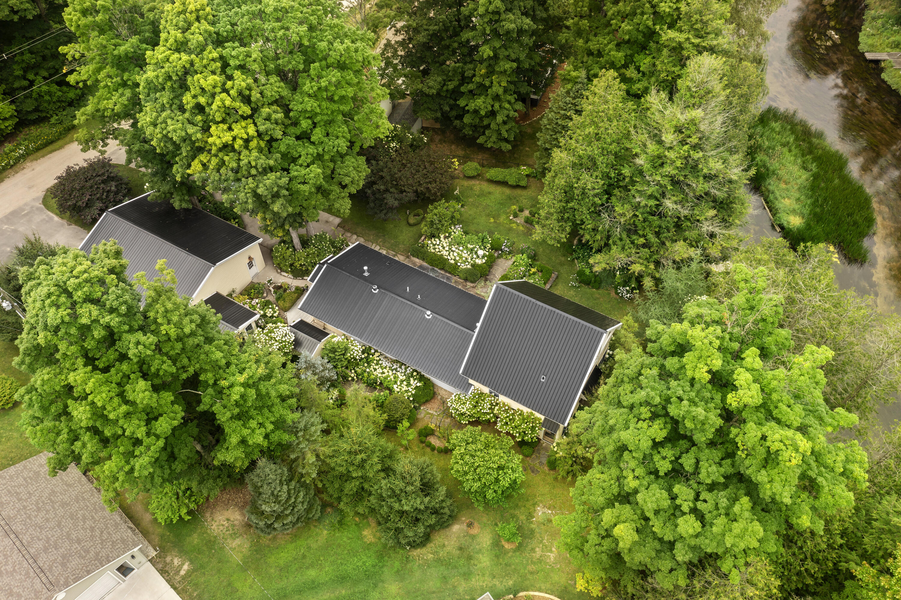 1265 River Road Beulah, MI 49617 - Photo 54 of 58 DJI_0313