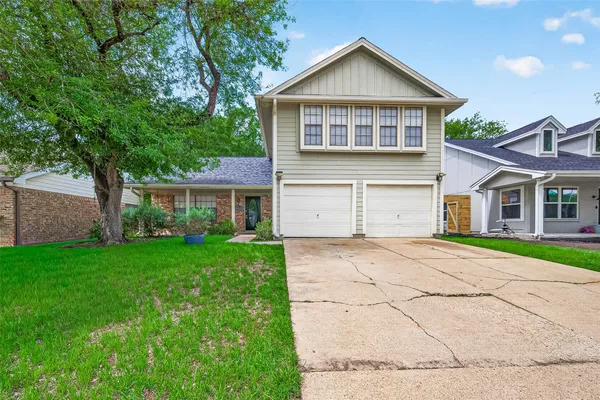 $320,000 | 10414 Green Valley Lane, Houston, TX 77064