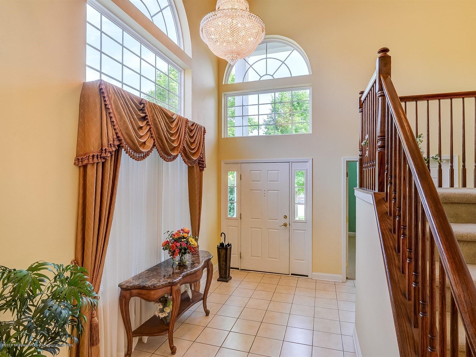 25 Lusitano Road Manalapan, NJ 07726 - Photo 3 of 60 003_Foyer