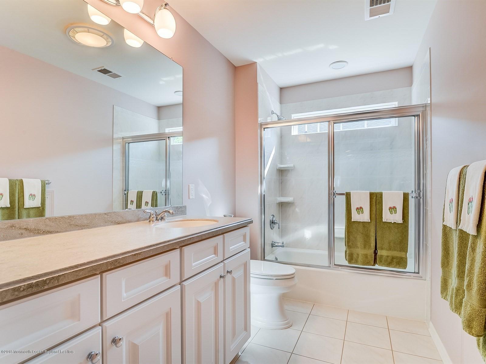 25 Lusitano Road Manalapan, NJ 07726 - Photo 31 of 60 031_Full Bath