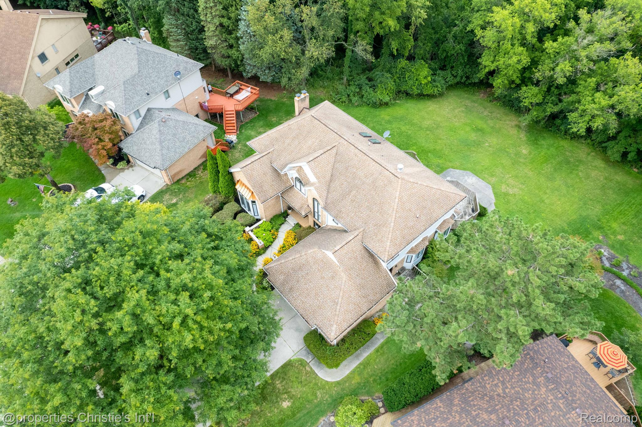 31237 Country Ridge Circle Farmington, MI 48331 - Photo 36 of 45 Gallery Image 36