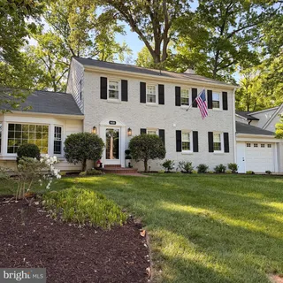 $1,190,000 | 8428 Stable Drive, Alexandria, VA 22308