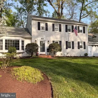 $1,190,000 | 8428 Stable Drive, Alexandria, VA 22308