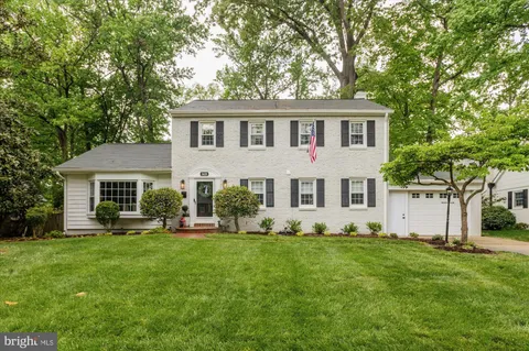 $1,190,000 | 8428 Stable Drive, Alexandria, VA 22308