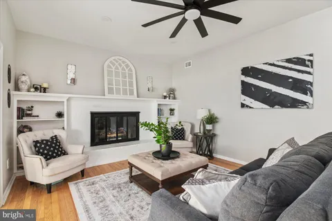 $1,190,000 | 8428 Stable Drive, Alexandria, VA 22308