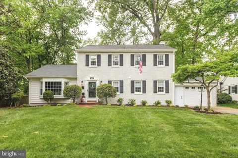 $1,190,000 | 8428 Stable Drive, Alexandria, VA 22308