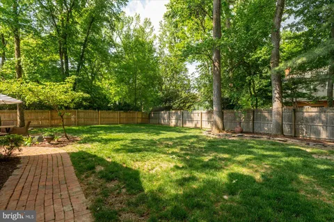 $1,190,000 | 8428 Stable Drive, Alexandria, VA 22308