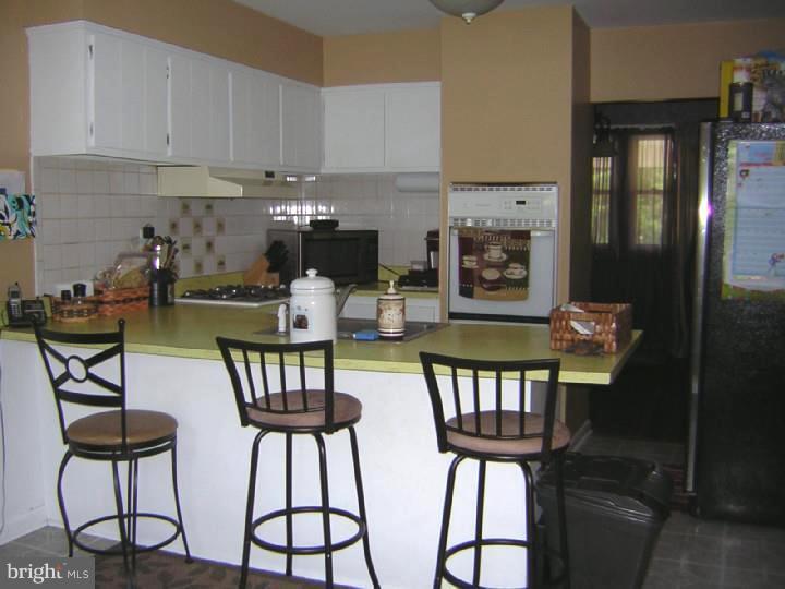 1290 Irma Road Warminster, PA 18974 - Photo 7 of 22 Kitchen