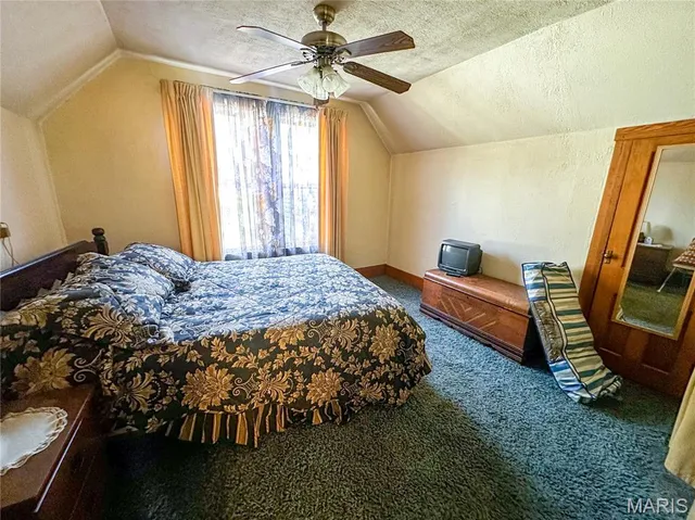 $63,500 | 815 East Brailley Street, Hillsboro, IL 62049