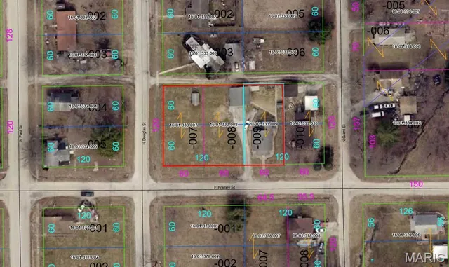 $63,500 | 815 East Brailley Street, Hillsboro, IL 62049