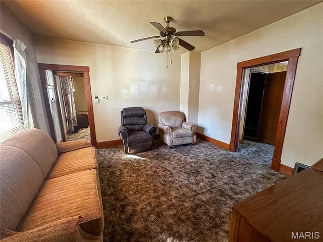 $63,500 | 815 East Brailley Street, Hillsboro, IL 62049