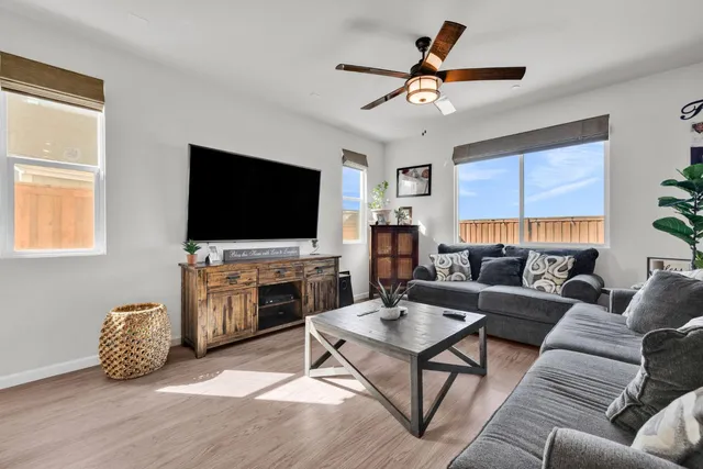 $598,000 | 9633 Respect Drive, Sacramento, CA 95829