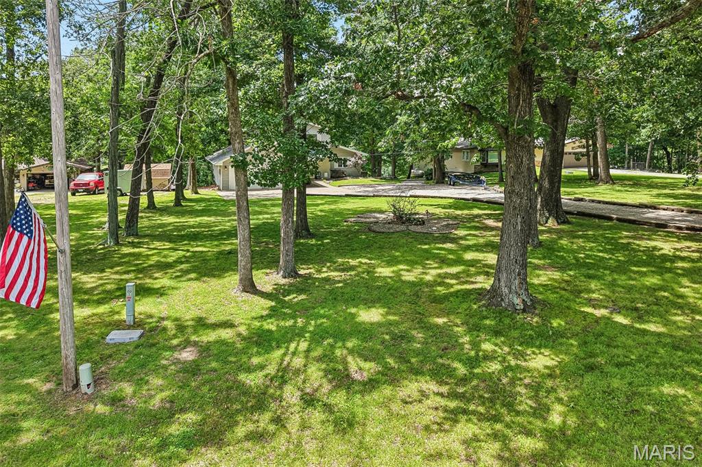 111 Solar Circle Litchfield, IL 62056 - Photo 43 of 55