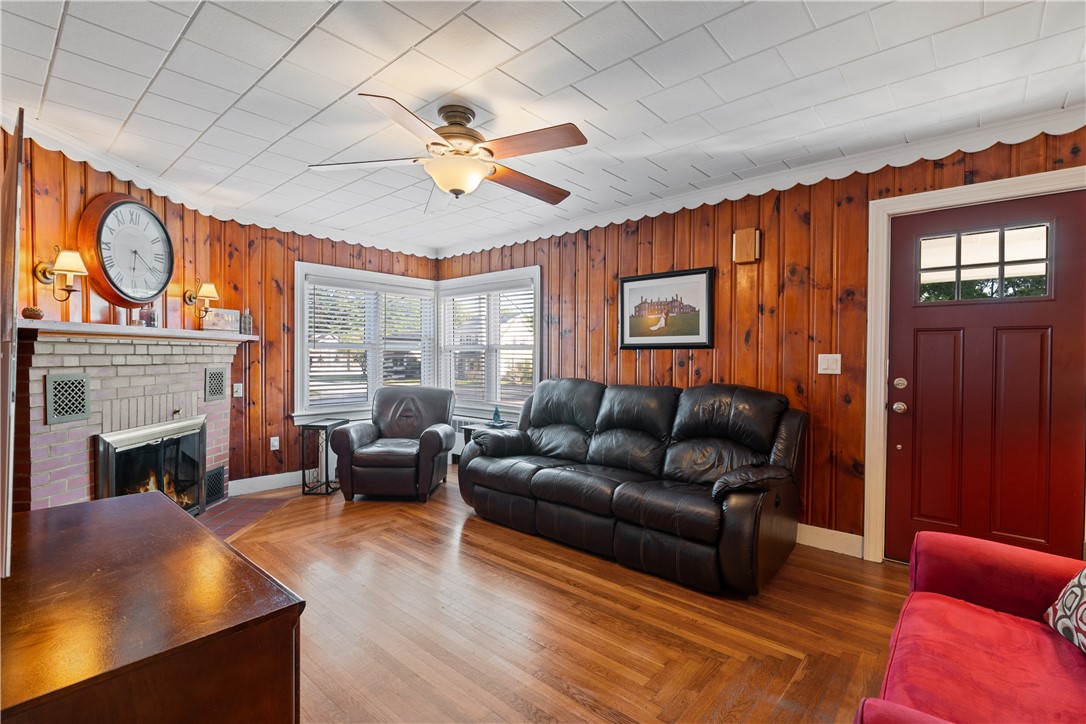 3163 Mendon Road Cumberland, RI 02864 - Photo 11 of 28